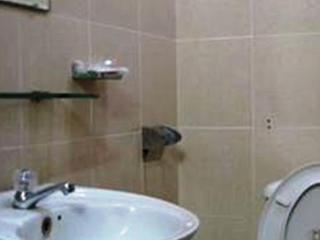 Hoang Tay 2 Hotel Ho Chi Minh City Bagian luar foto